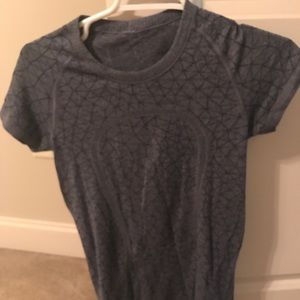 lululemon run swiftly shirt!